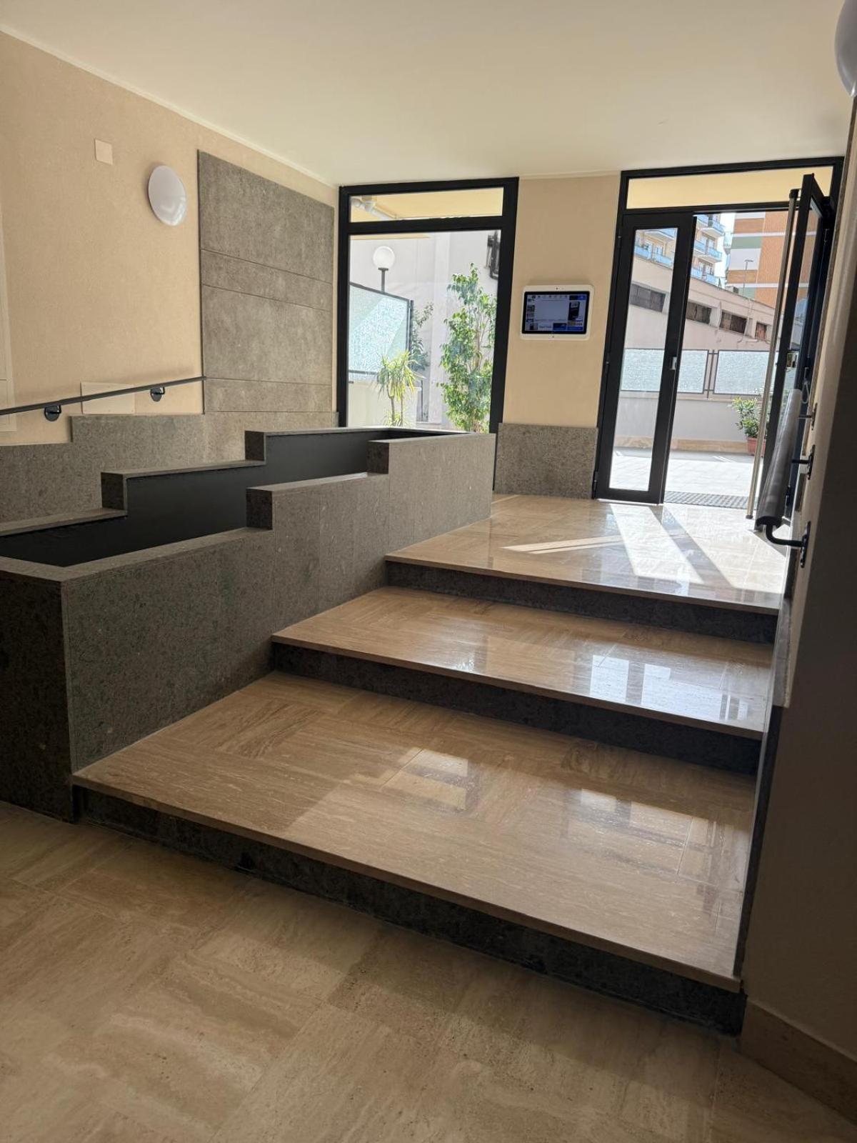 Tiburtina Flam Guest House Рим Екстер'єр фото